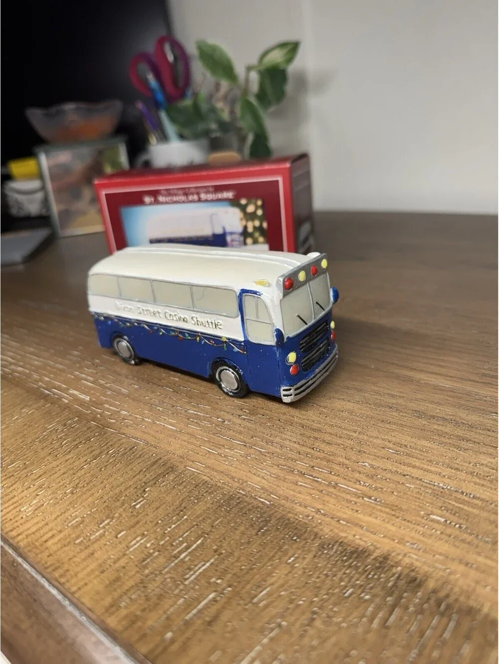 St. Nicholas Square Village Collection Dixon Street Shuttle Bus Boxed 2005